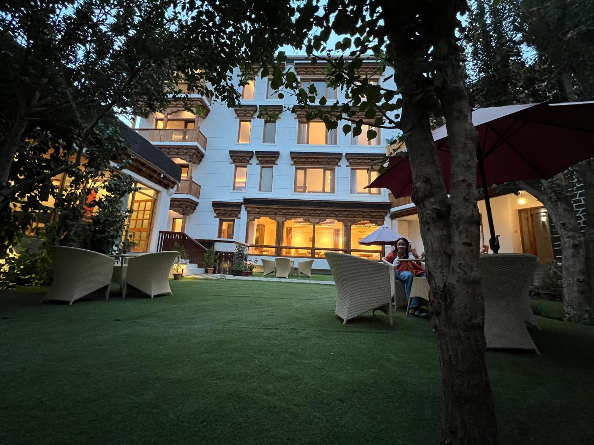The Pangong Hotel Leh Eksteriør billede